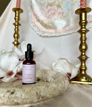 Load image into Gallery viewer, Camilla Facial Oil